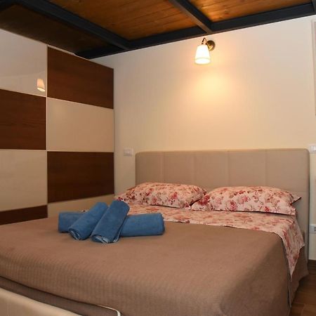 Casa Masuccio Apartment Salerno Luaran gambar